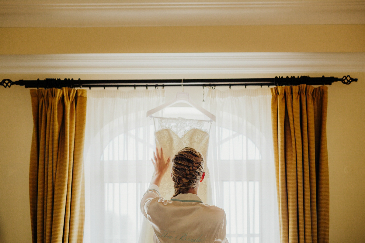 sara-and-leo-suites-alba-destination-wedding-00009