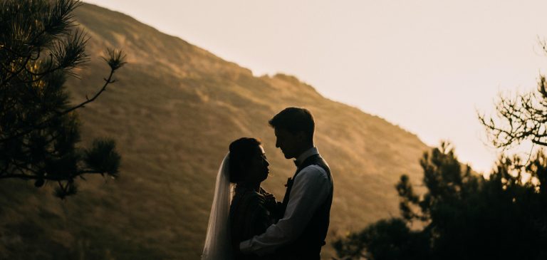 Jojo & Florian // A beach elopement in Sintra